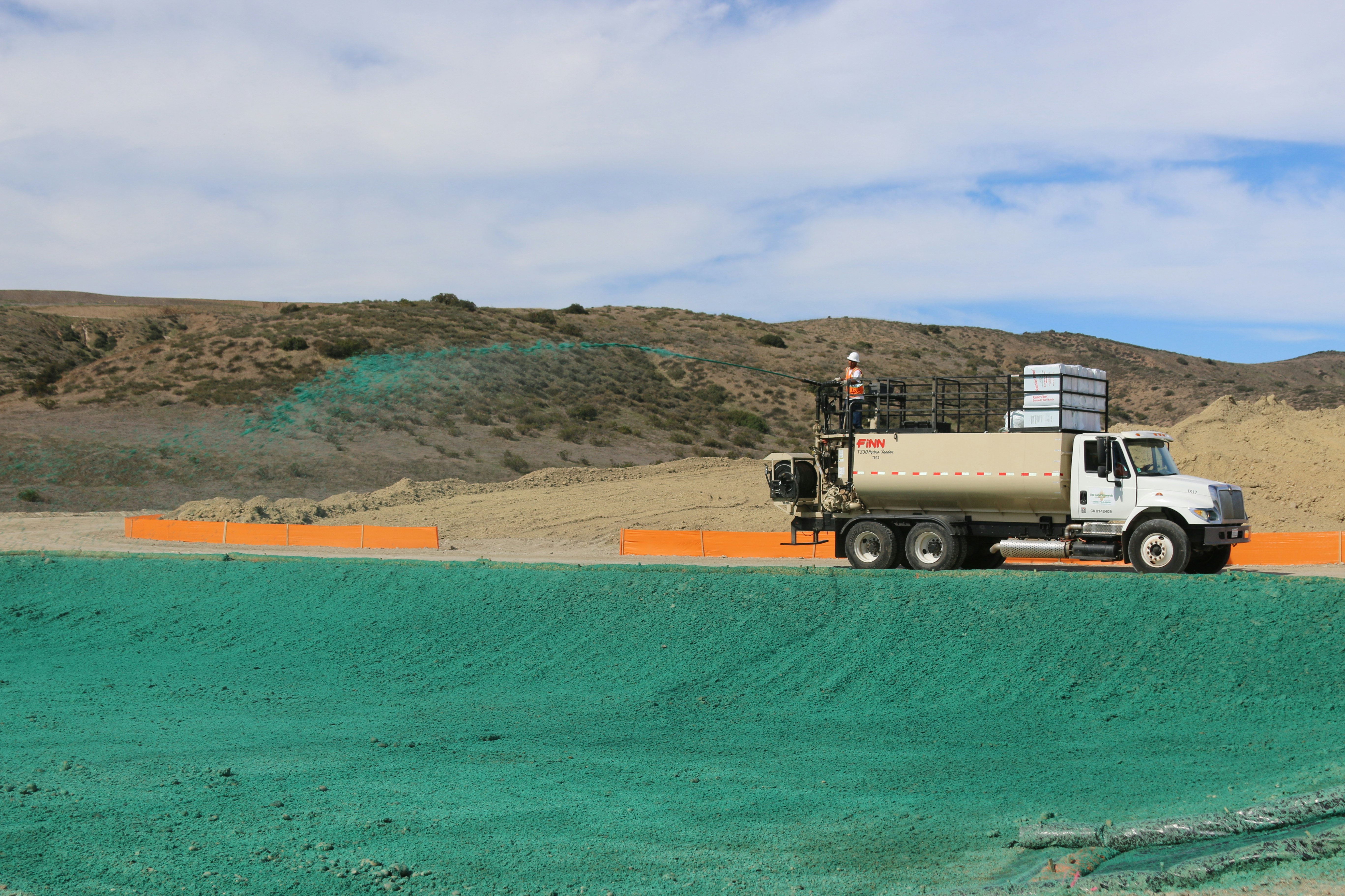 Thompson Tractor FINN Corporation Dealer in Alabaster, AL 35007